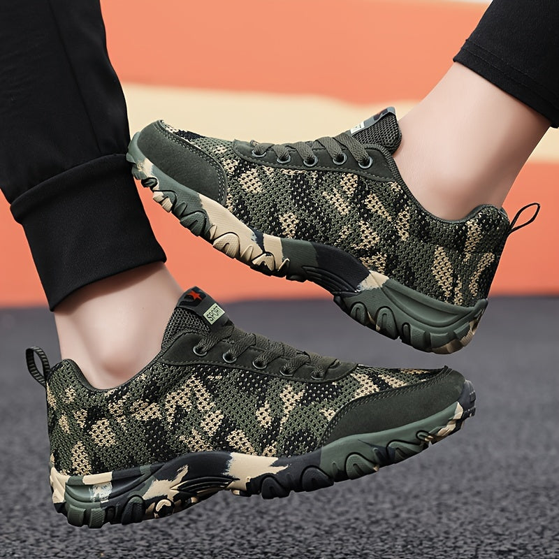 Men's Camouflage Lace-Up Sneakers, Non-Slip and Durable Camo Colors