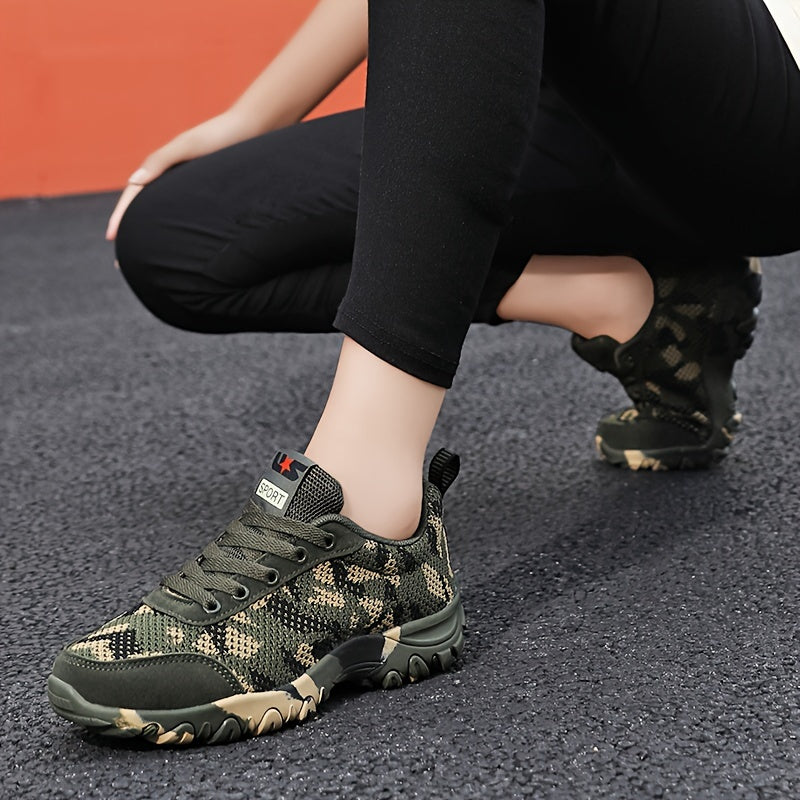 Men's Camouflage Lace-Up Sneakers, Non-Slip and Durable Camo Colors