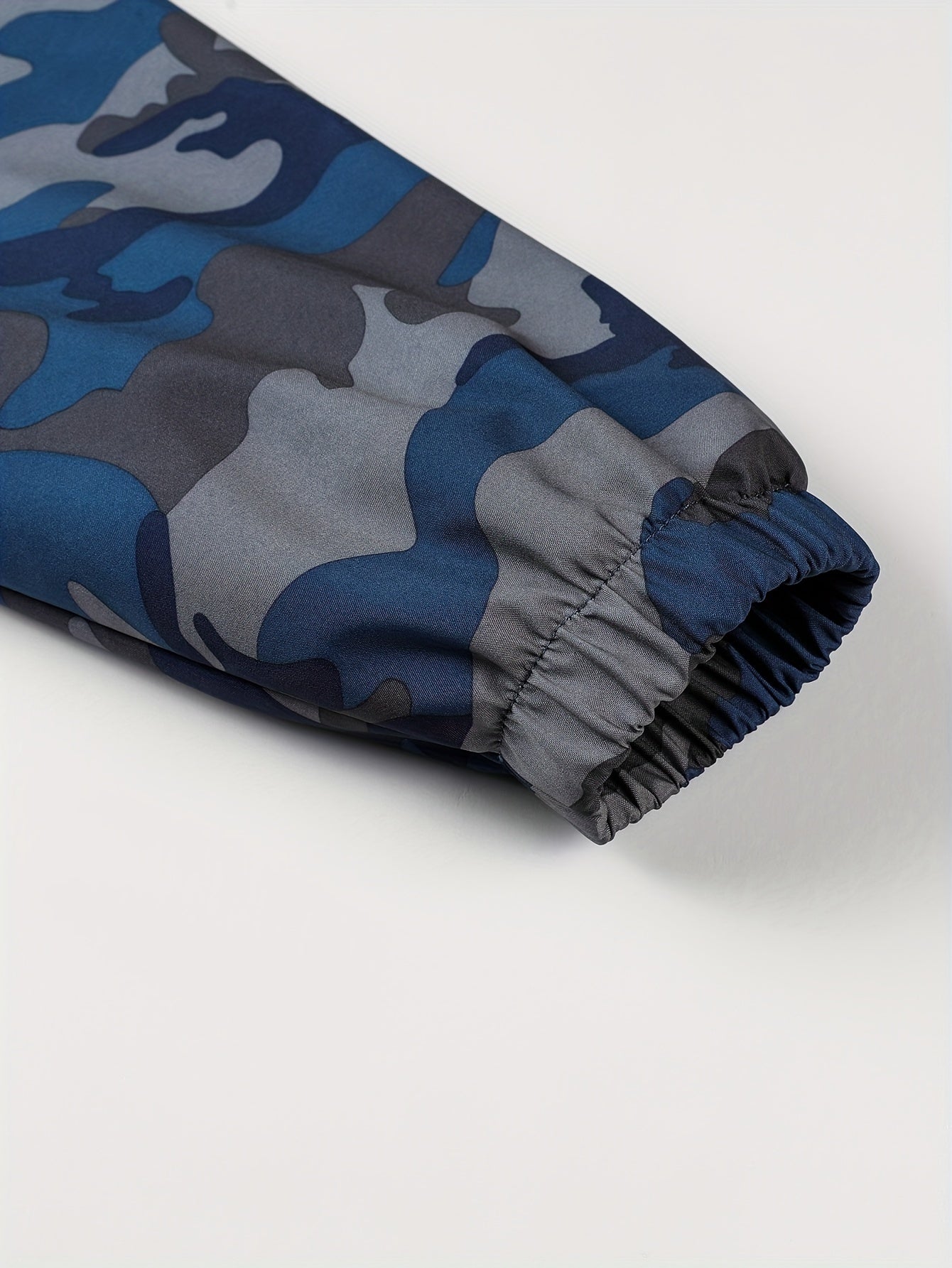 Long Sleeve Hooded Zipper Jacket for Men Camo Colors