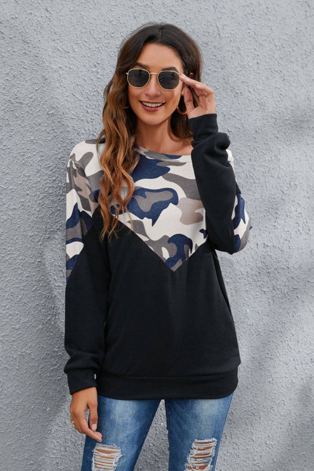 Camouflage Round Neck Long Sleeve Sweatshirt Camo Colors