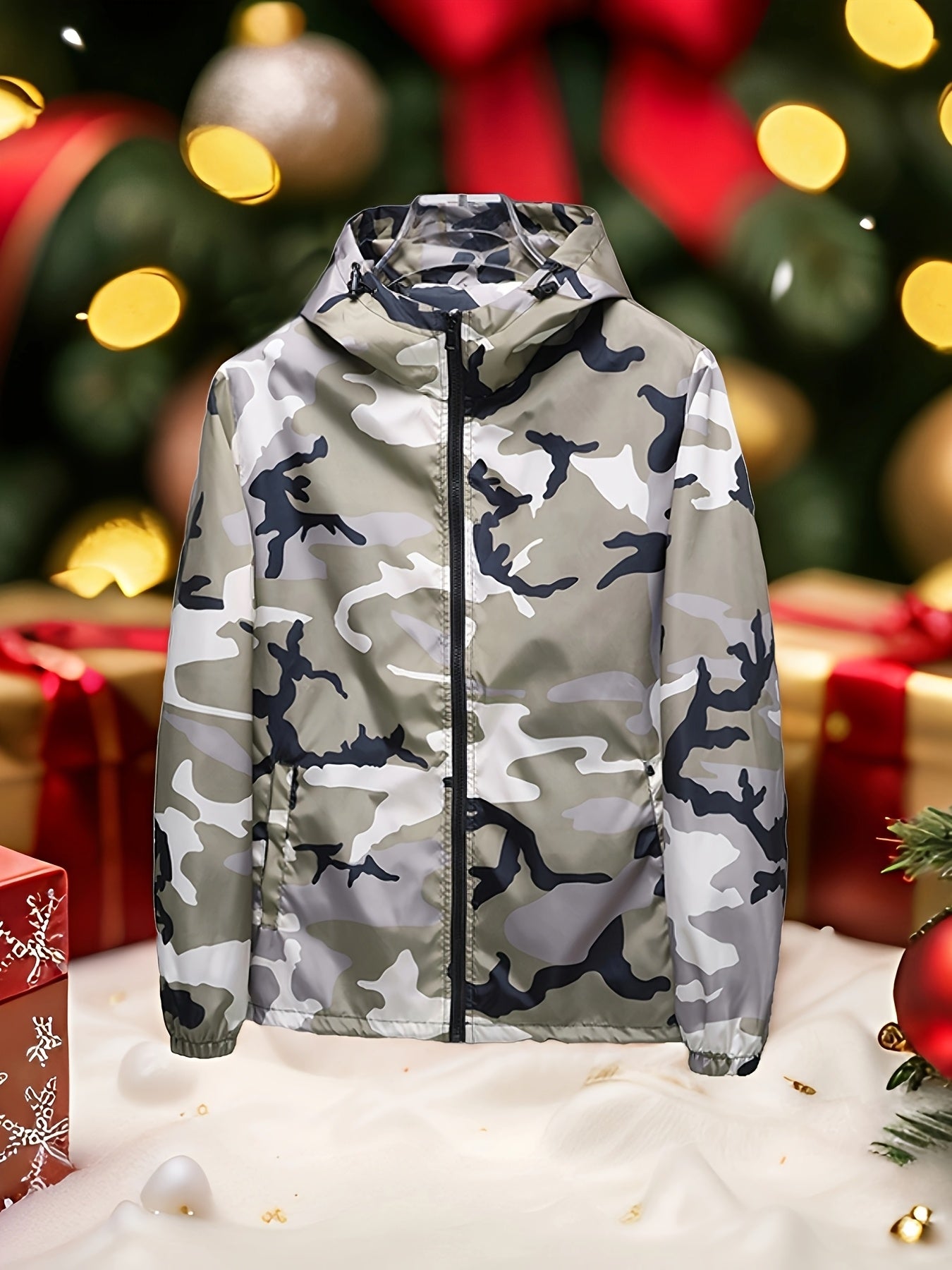 Men's Camo Hooded Jacket - Lightweight Polyester Zip-Up Camo Colors