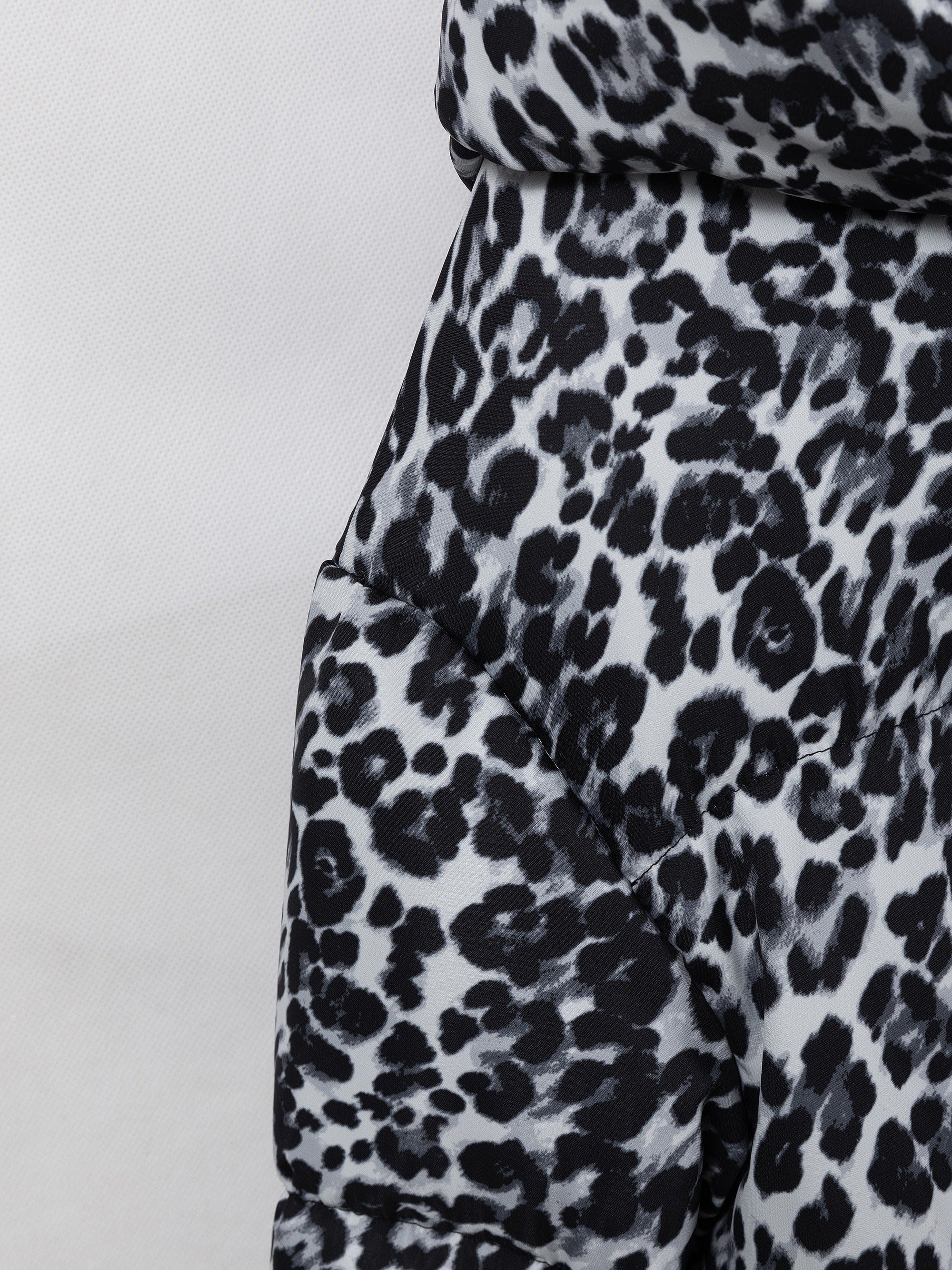 Fashionable Leopard Print Women's Puffer Coat | Camo Colors