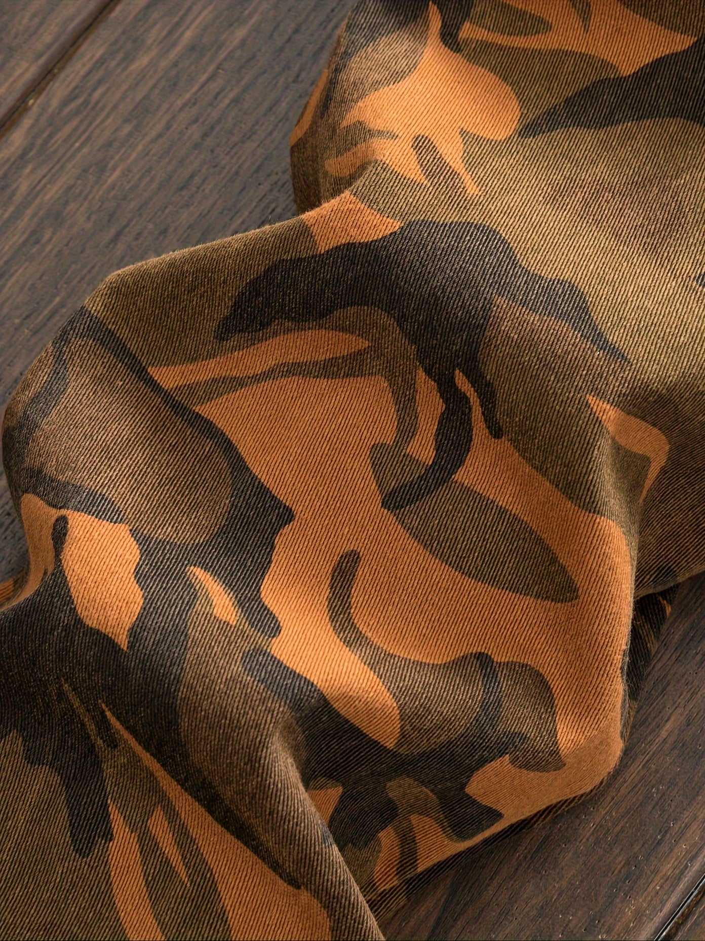 Men's Camo Jeans: Micro Elastic, Multi-Pocket, Straight Fit Camo Colors