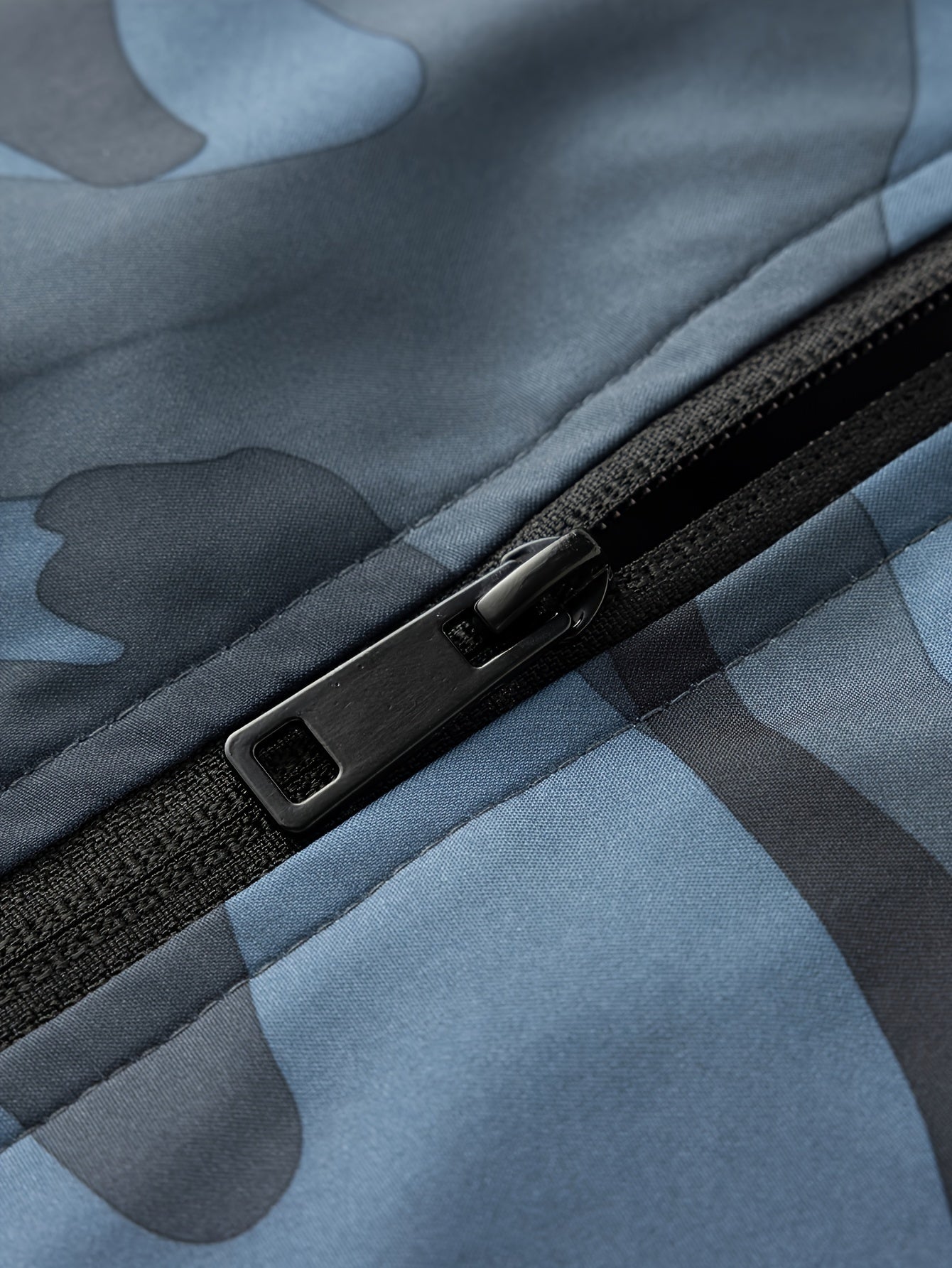 Long Sleeve Hooded Zipper Jacket for Men Camo Colors