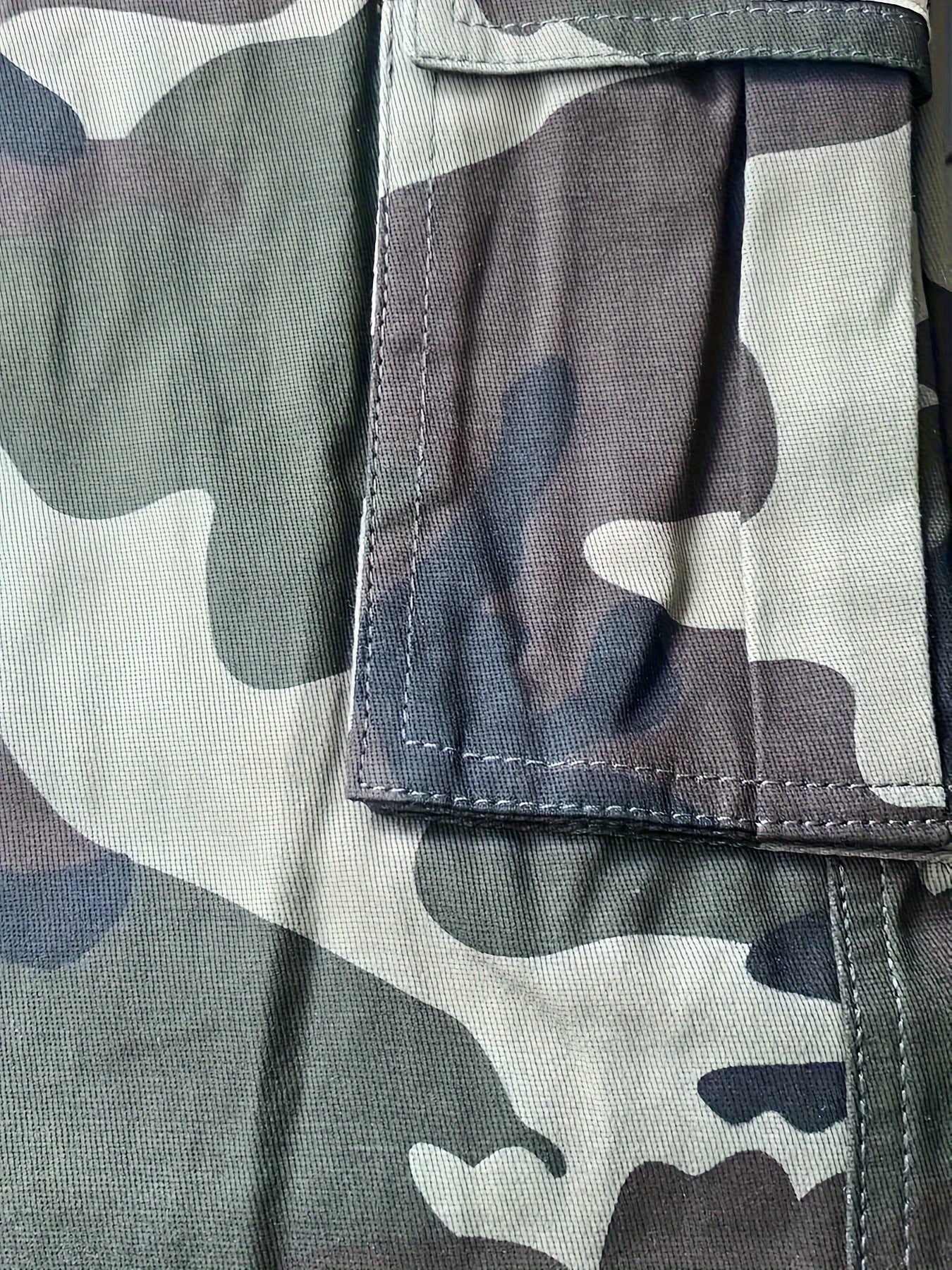 Men's Camo Cargo Cropped Pants With Multi Pockets | Vintage Style Camo Colors
