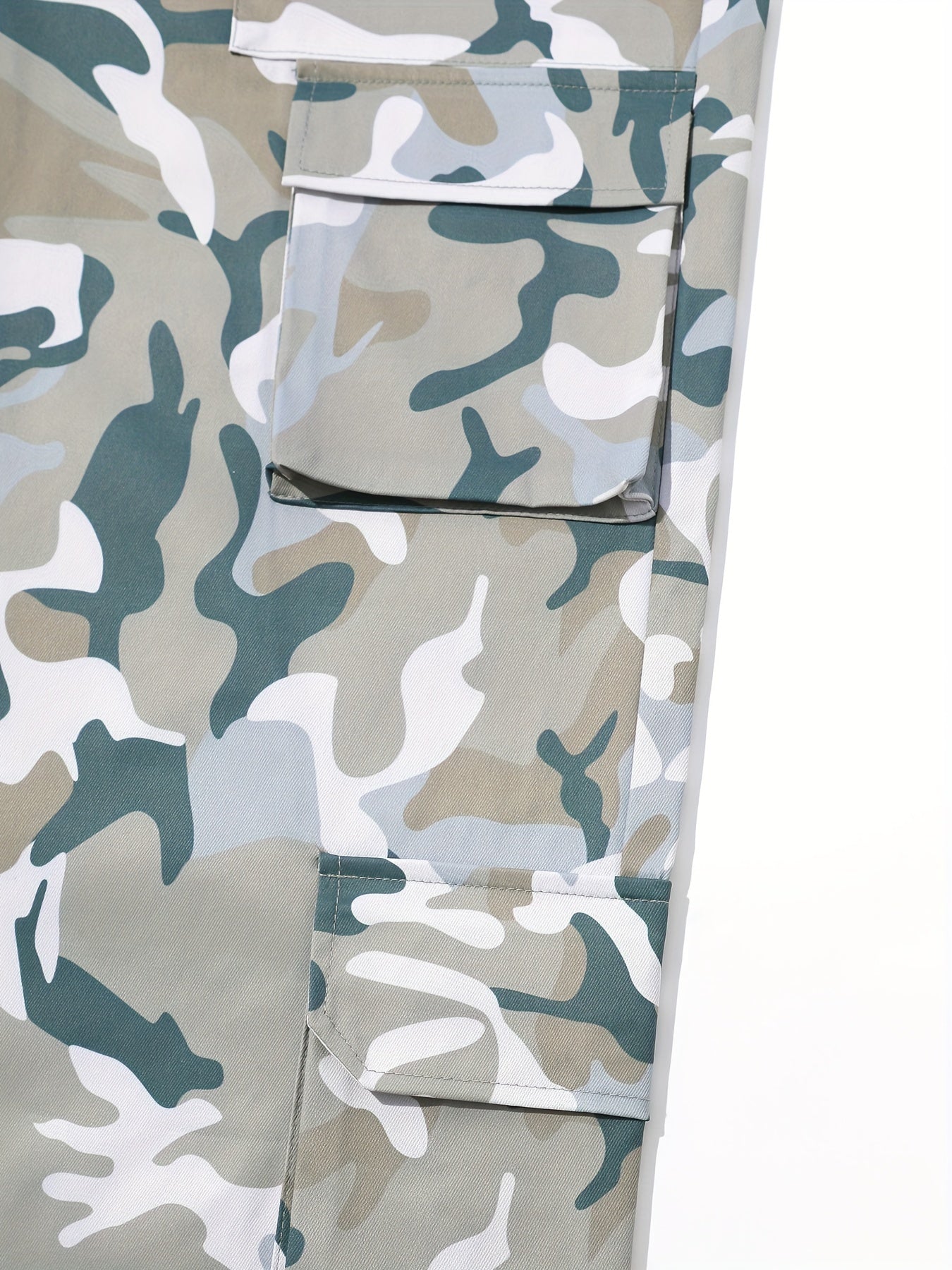 Men's Camo Cargo Pants | Loose Fit, Multi-Pocket Design Camo Colors