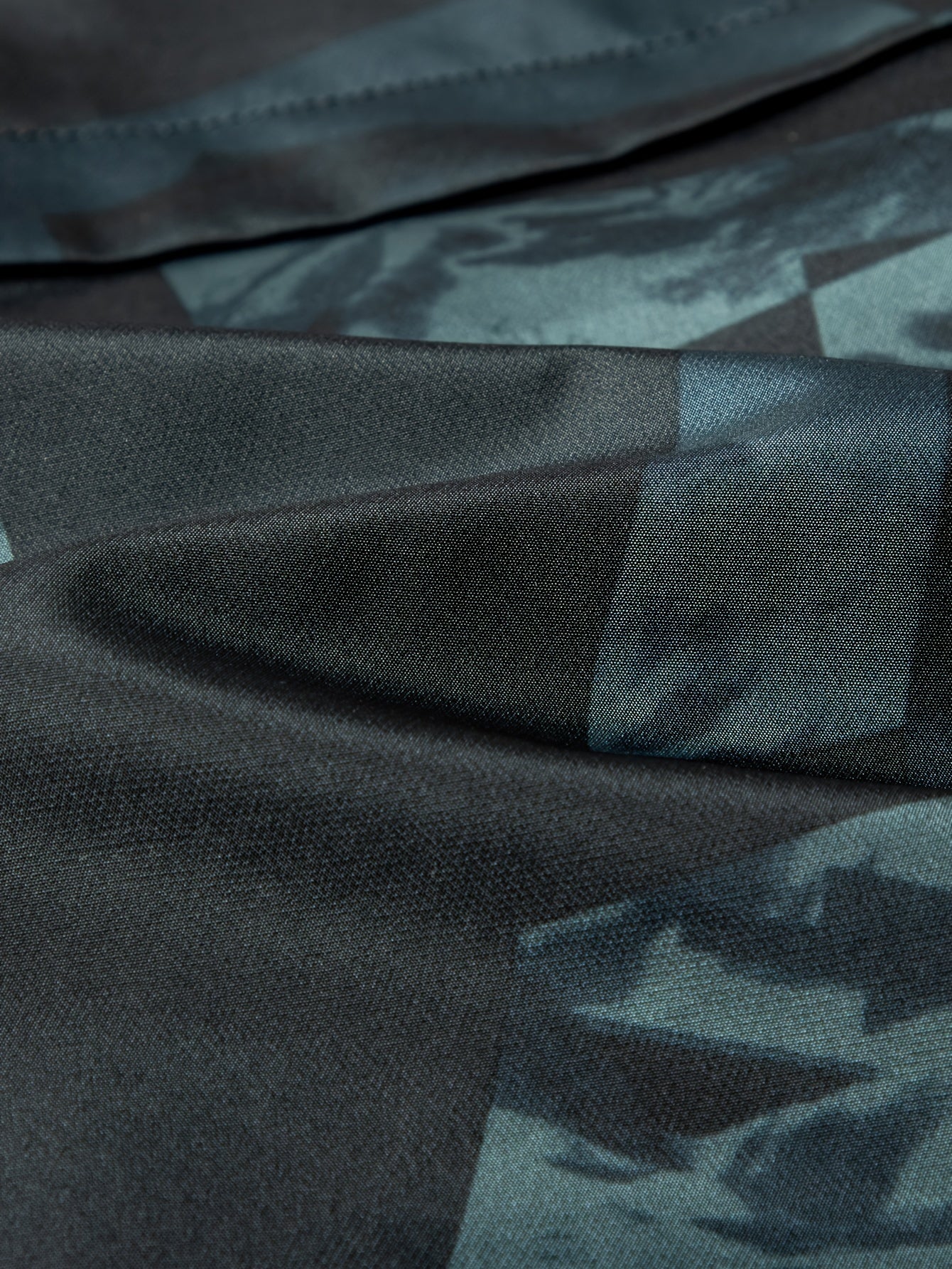 Camouflage Down Jacket for Men: Warm Hooded Winter Outdoor Coat Camo Colors