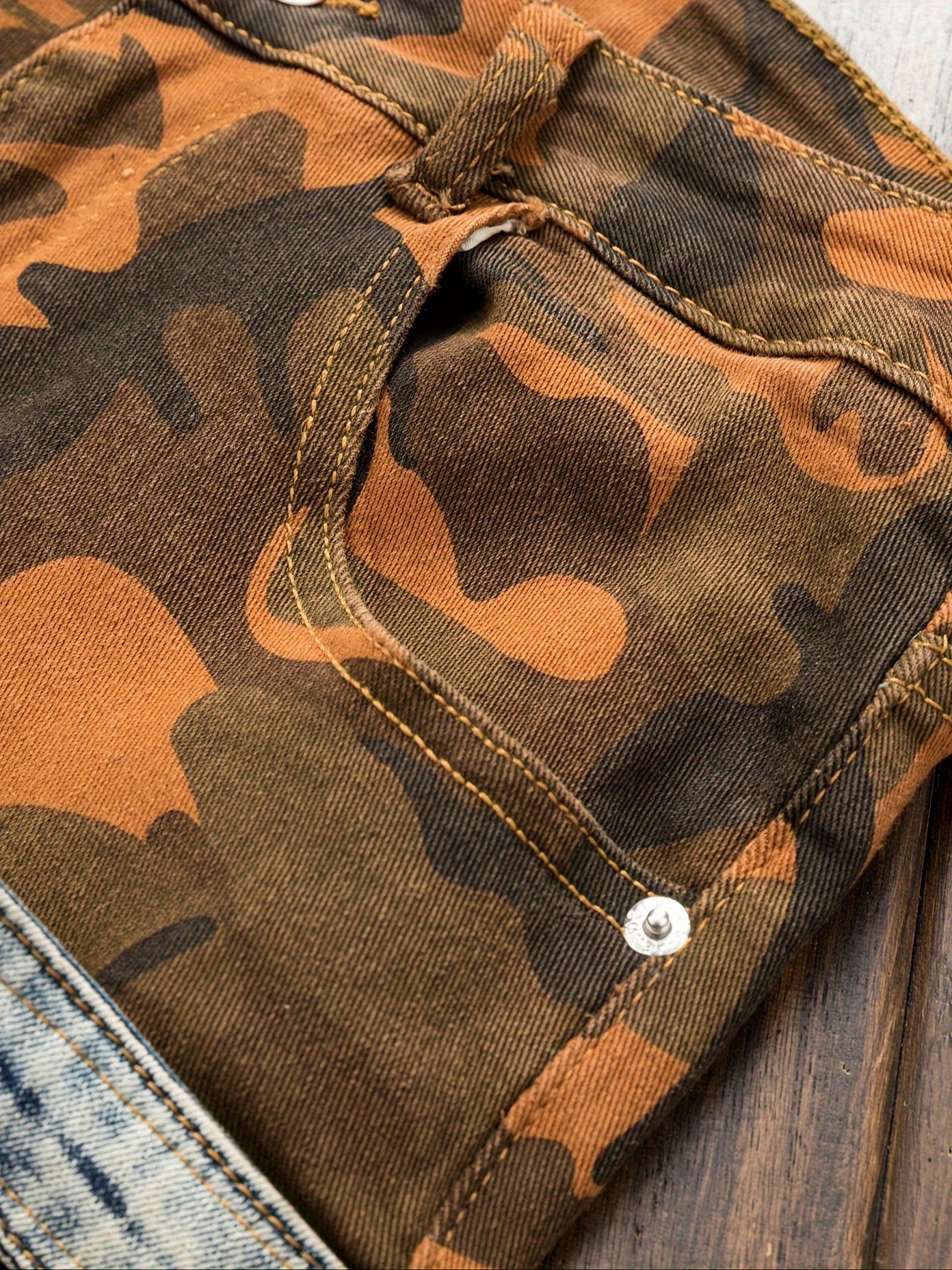 Men's Camo Jeans: Micro Elastic, Multi-Pocket, Straight Fit Camo Colors