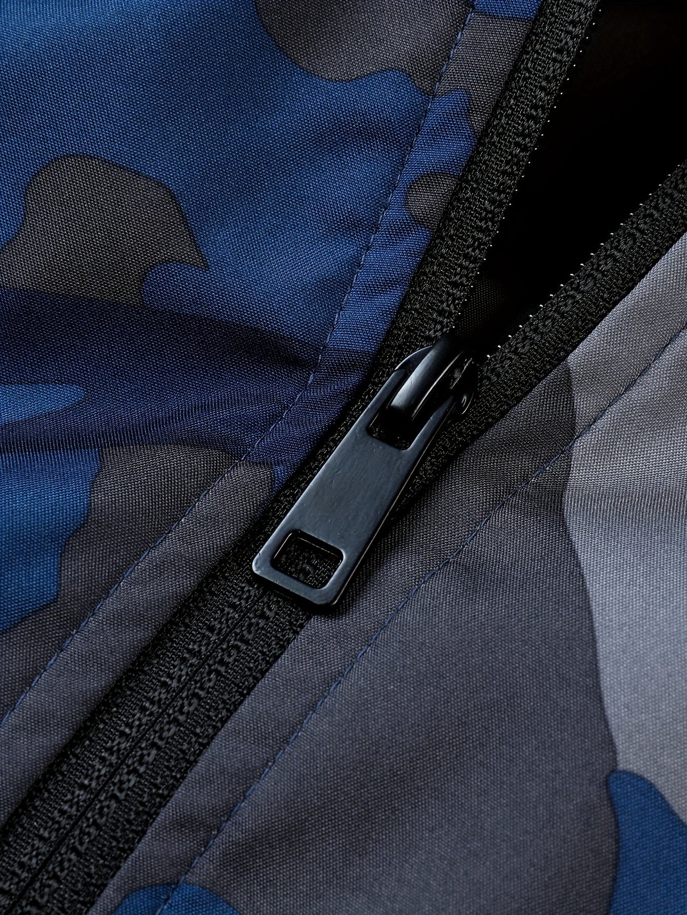 Long Sleeve Hooded Zipper Jacket for Men Camo Colors