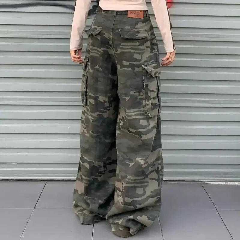 Women’s Y2K Camouflage Cargo Jeans – High-Waist Wide-Leg | Camo Colors