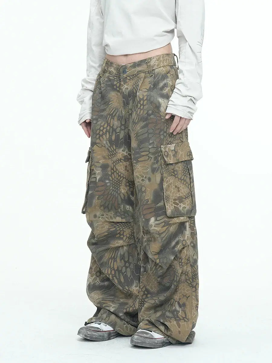 Unisex Snake Print Camo Baggy Jeans – 90s Retro Streetwear | REDDACHiC | Camo Colors