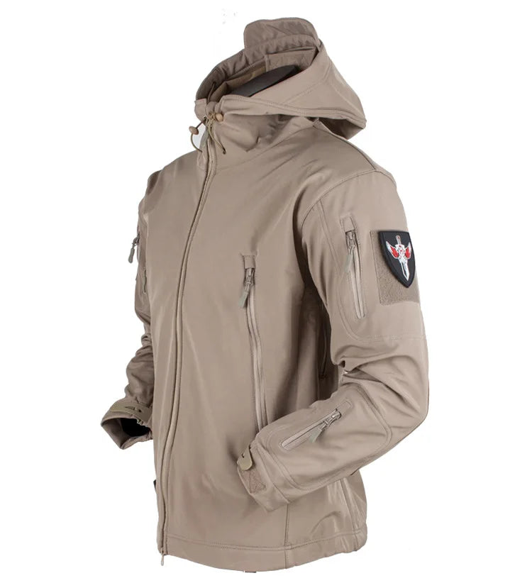 Outdoor Soft Shell Fleece Jacket – Windproof, Waterproof & Warm | Camo Colors