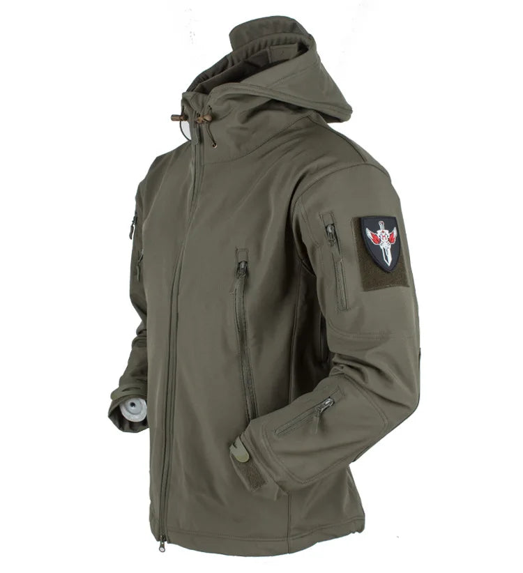 Outdoor Soft Shell Fleece Jacket – Windproof, Waterproof & Warm | Camo Colors