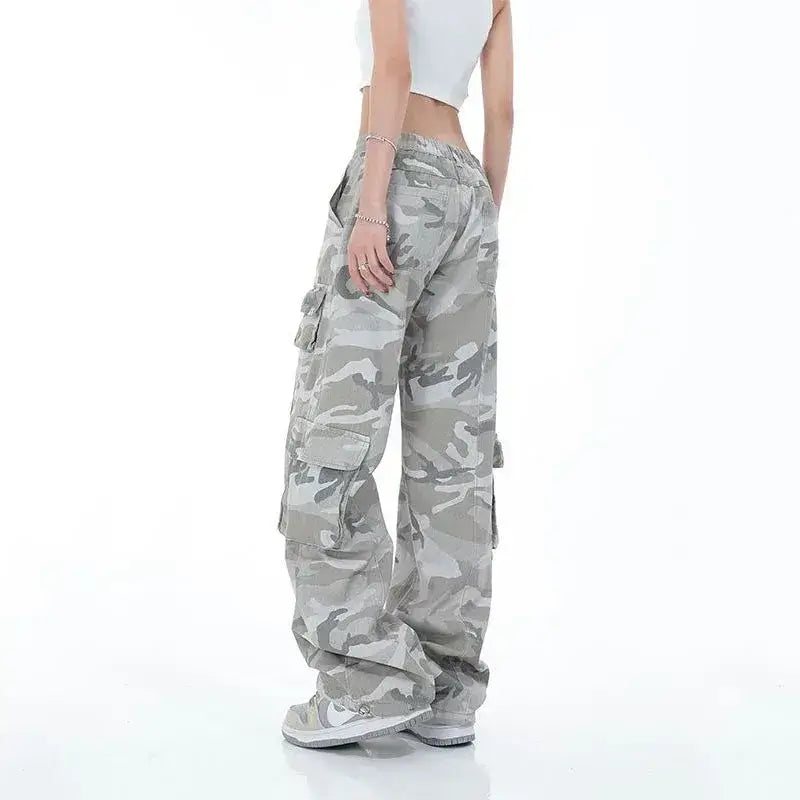 High-Waist Camo Cargo Pants – Oversize Streetwear Style | Camo Colors