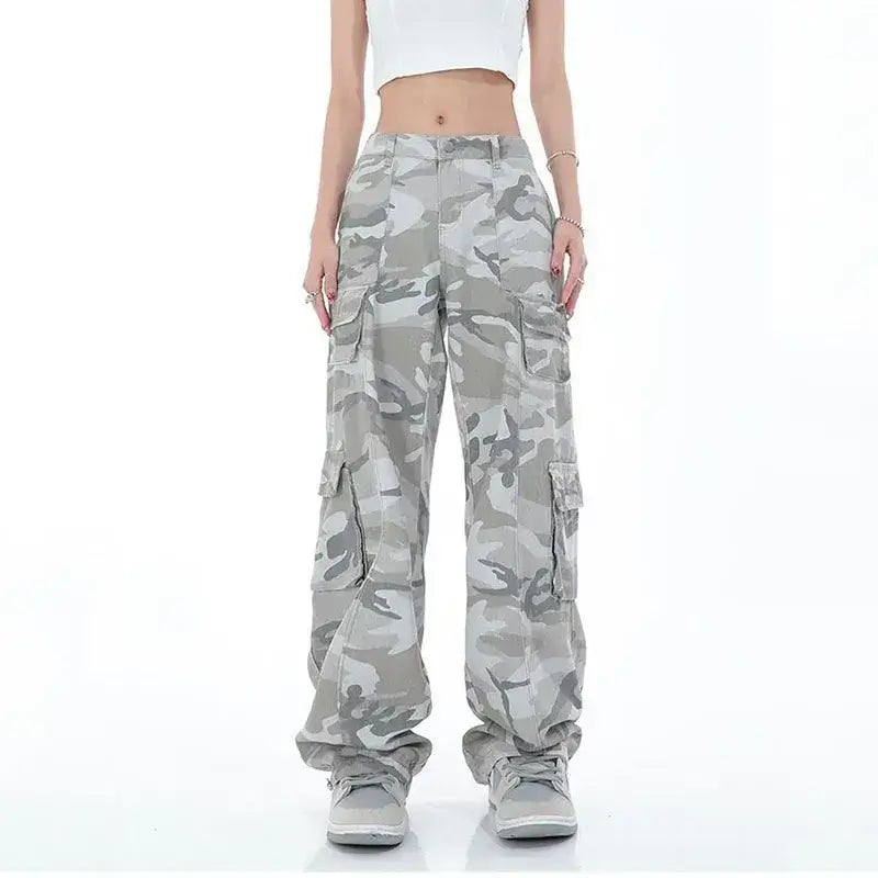 High-Waist Camo Cargo Pants – Oversize Streetwear Style | Camo Colors