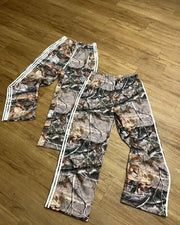 American Retro Overalls | Women's Leaf Camo Baggy Pants Camo Colors