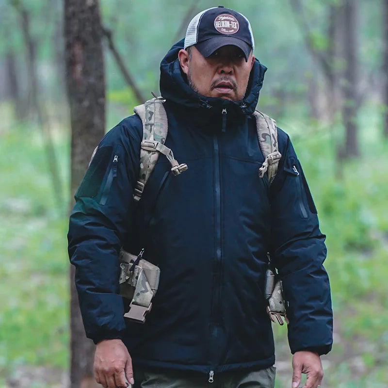 Men's Winter Hunting Jacket: Heavyweight Cotton, Windproof Camo Camo Colors