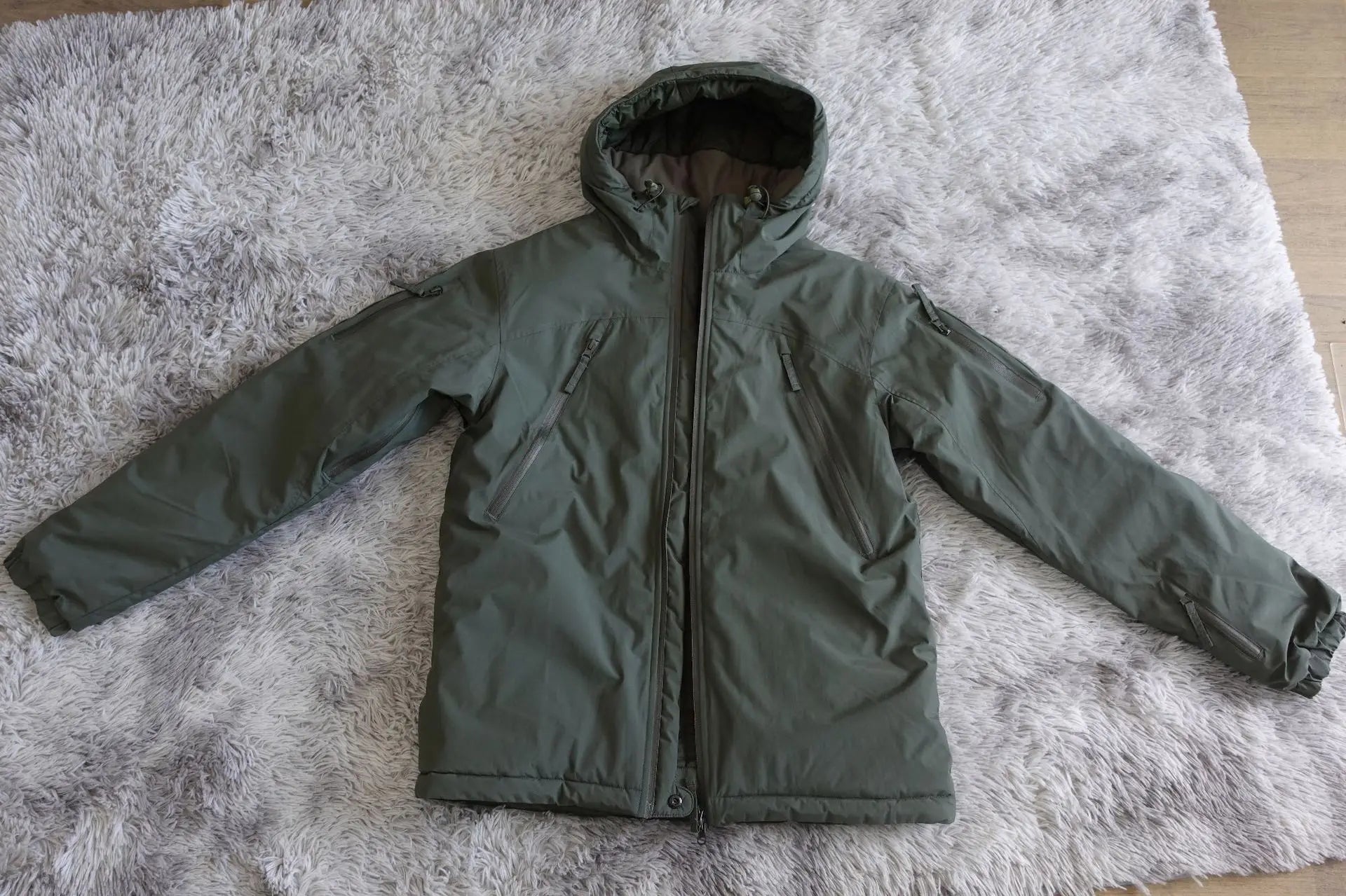 Men's Winter Hunting Jacket: Heavyweight Cotton, Windproof Camo Camo Colors