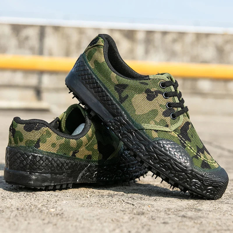 New Camouflage Canvas Shoes for Men – Comfortable & Breathable Sneakers | Camo Colors