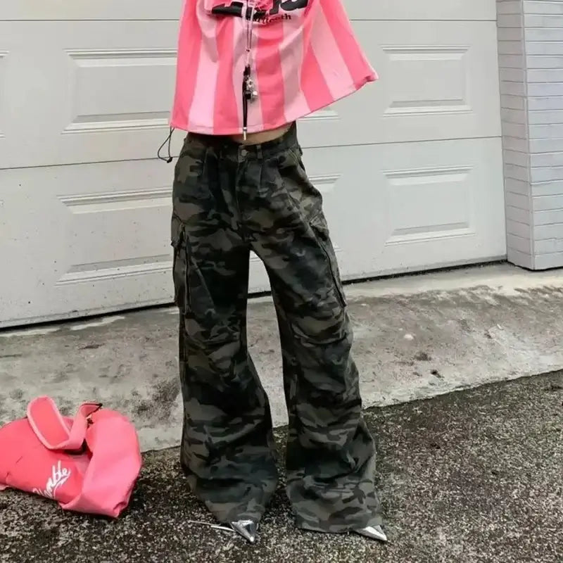 Women’s Y2K Camouflage Cargo Jeans – High-Waist Wide-Leg | Camo Colors