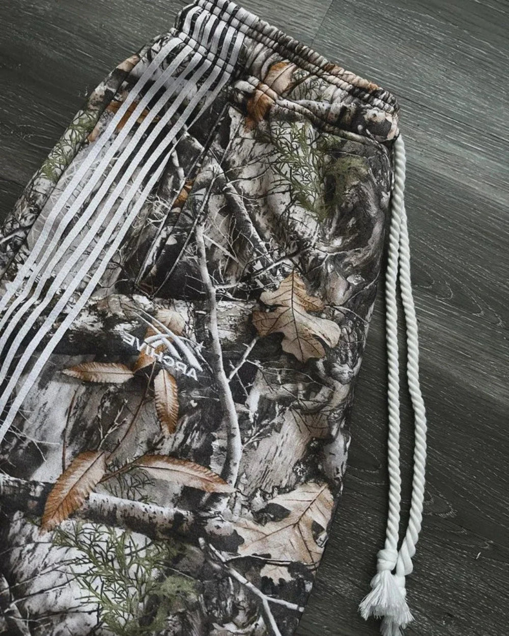 Y2K Streetwear Camo Graphic Baggy Pants for Women and Men | Camo Colors
