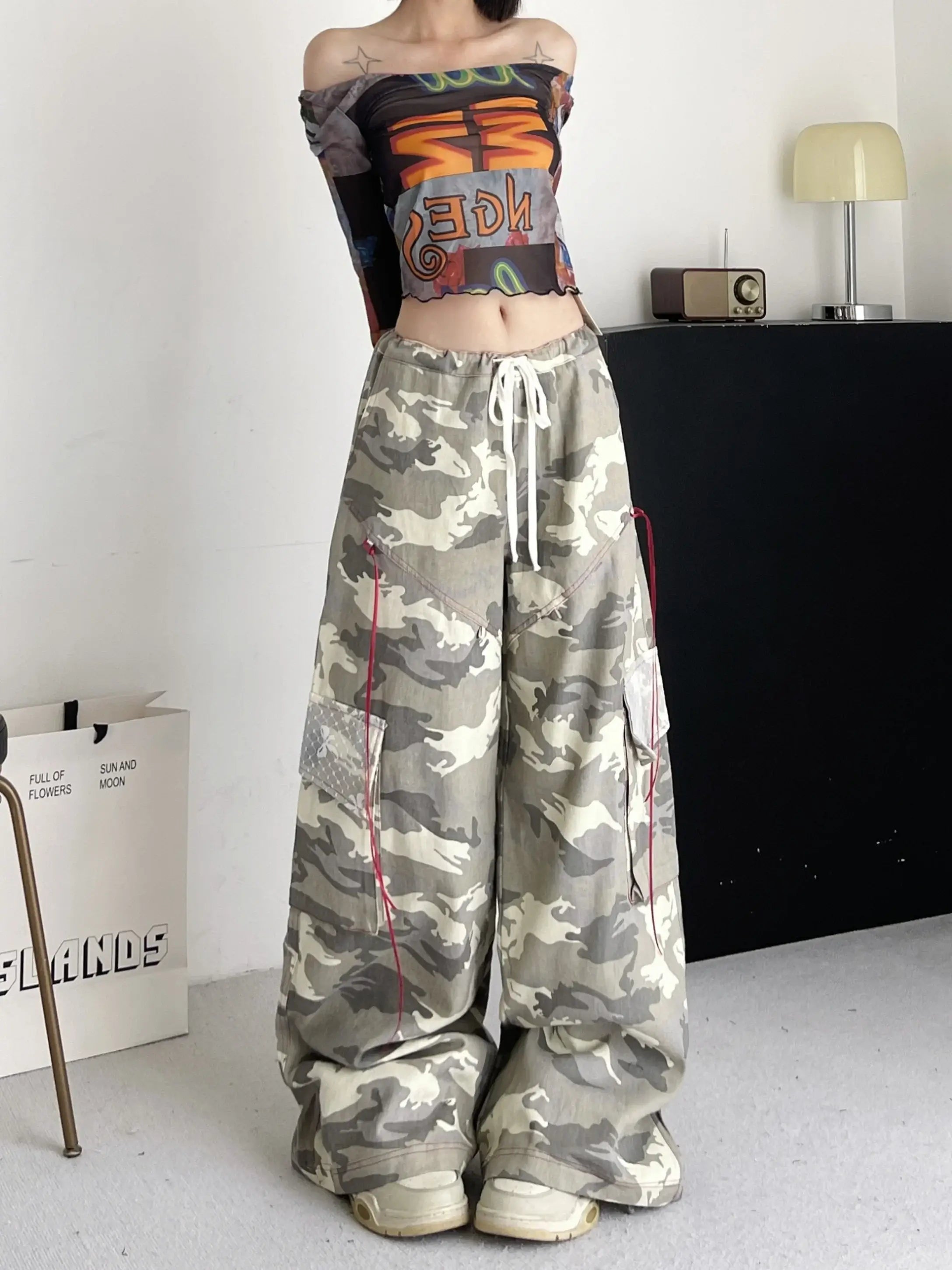 Women's Baggy Camouflage Cargo Pants – Y2K 90s Aesthetic | Camo Colors