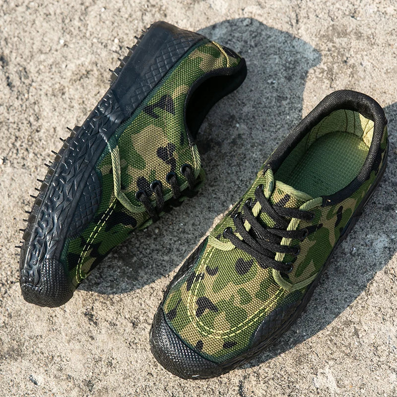 New Camouflage Canvas Shoes for Men – Comfortable & Breathable Sneakers | Camo Colors