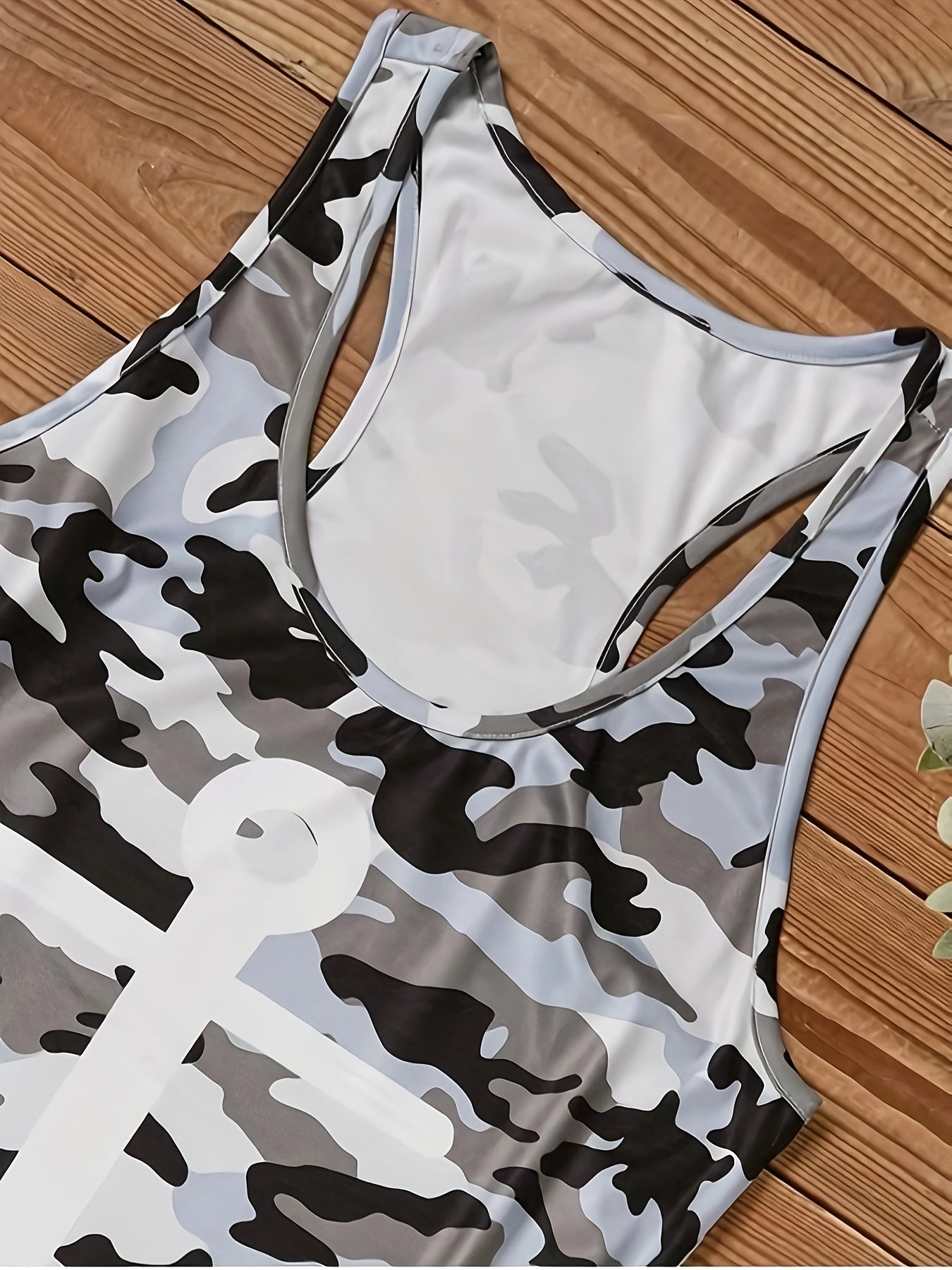 Women's Camo Two-Piece Outfit: Crew Neck Tank & Drawstring Shorts Camo Colors