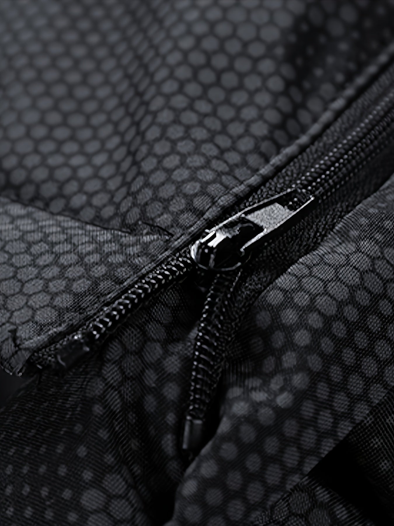 Men's Trendy Autumn/Winter Jacket: Short, Thickened Design Camo Colors