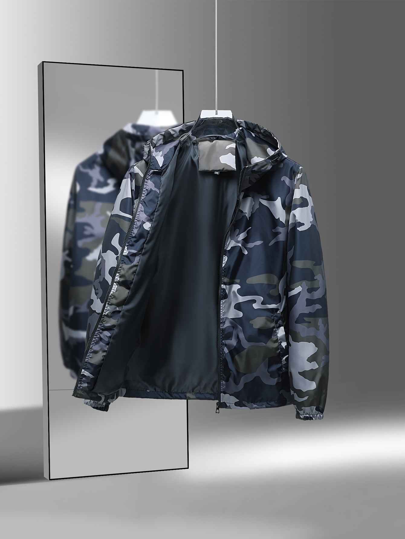 Men's Camo Hooded Jacket - Lightweight Polyester Zip-Up Camo Colors