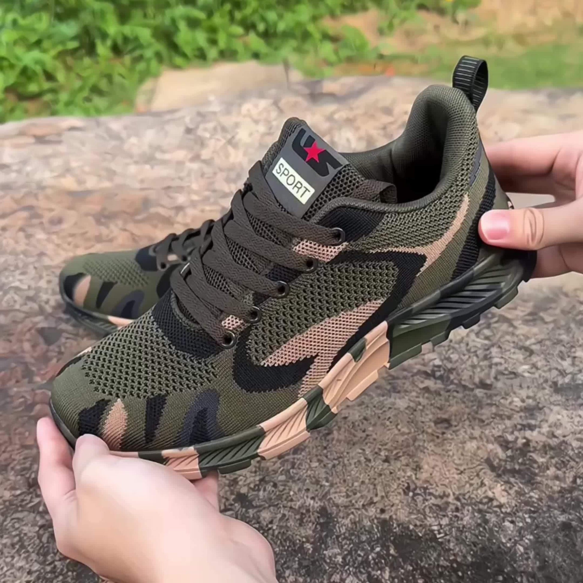 Men's Lightweight Sneakers – Camouflage Pattern, Non-Slip Lace-Up Camo Colors