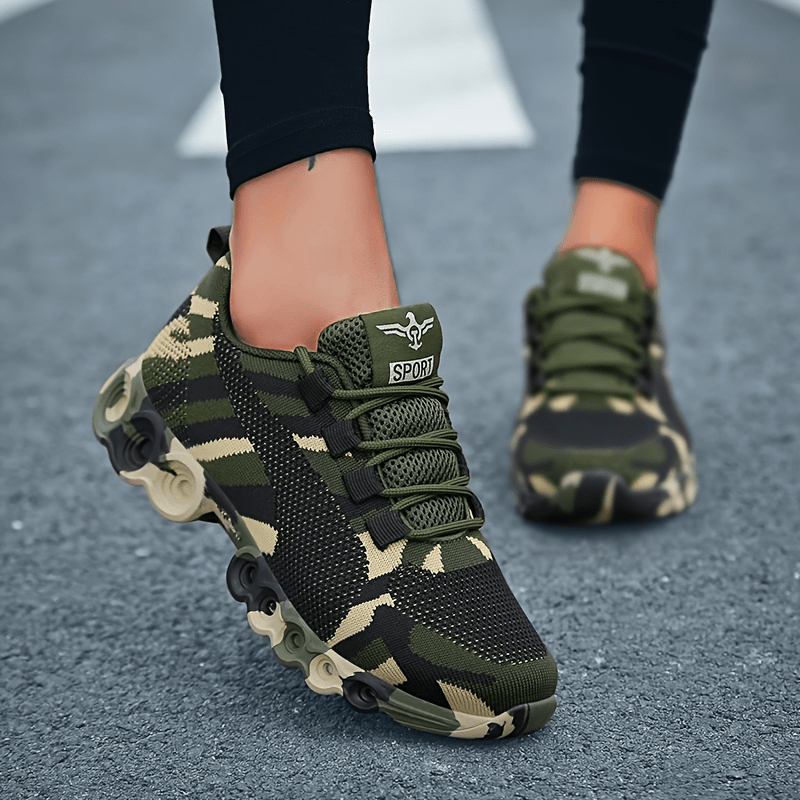 Women's Camouflage Graphic Low-Top Sports Shoes Camo Colors
