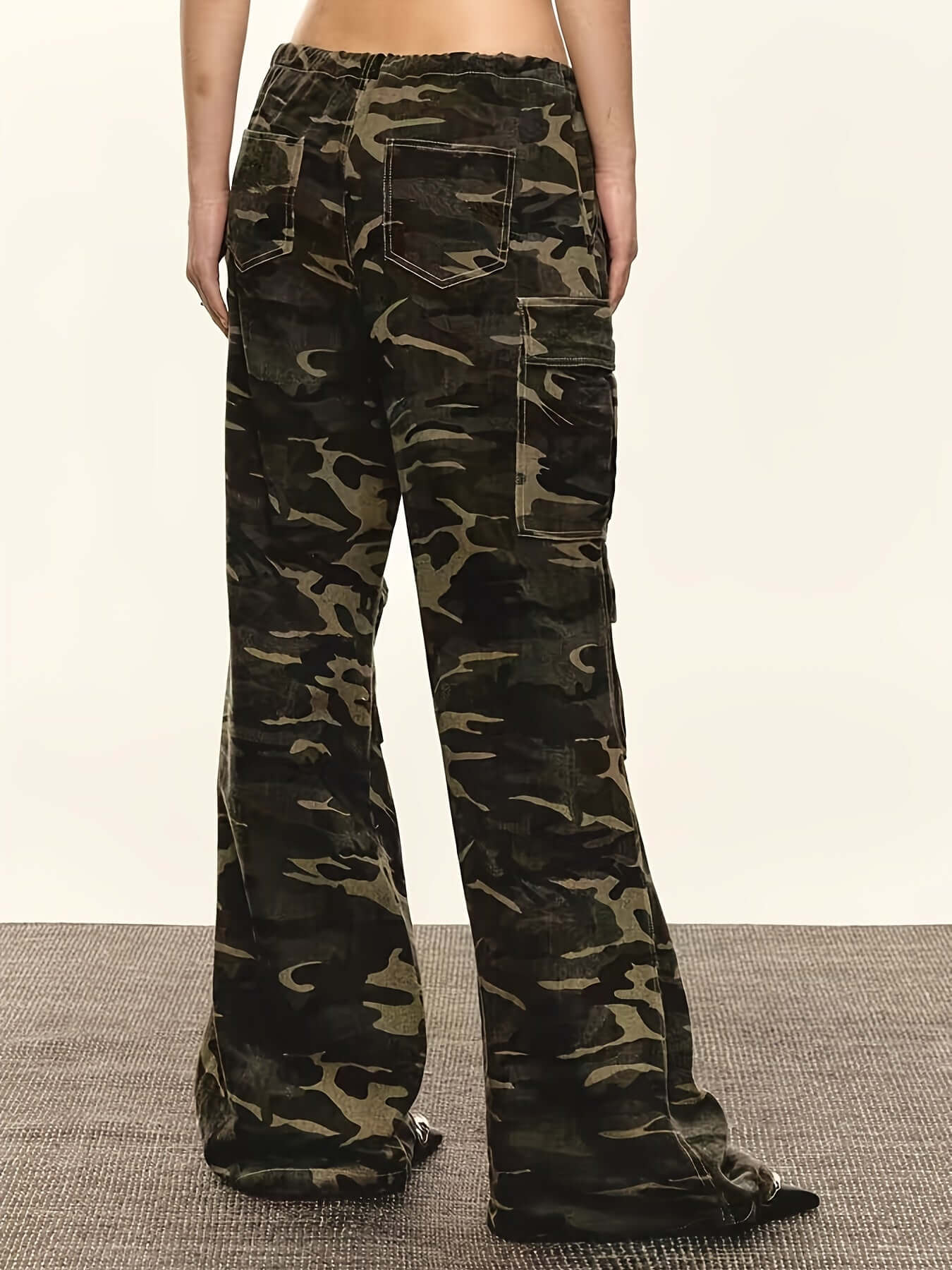 Women's Green Camo Cargo Wide Leg Denim Jeans | Cotton Blend Camo Colors