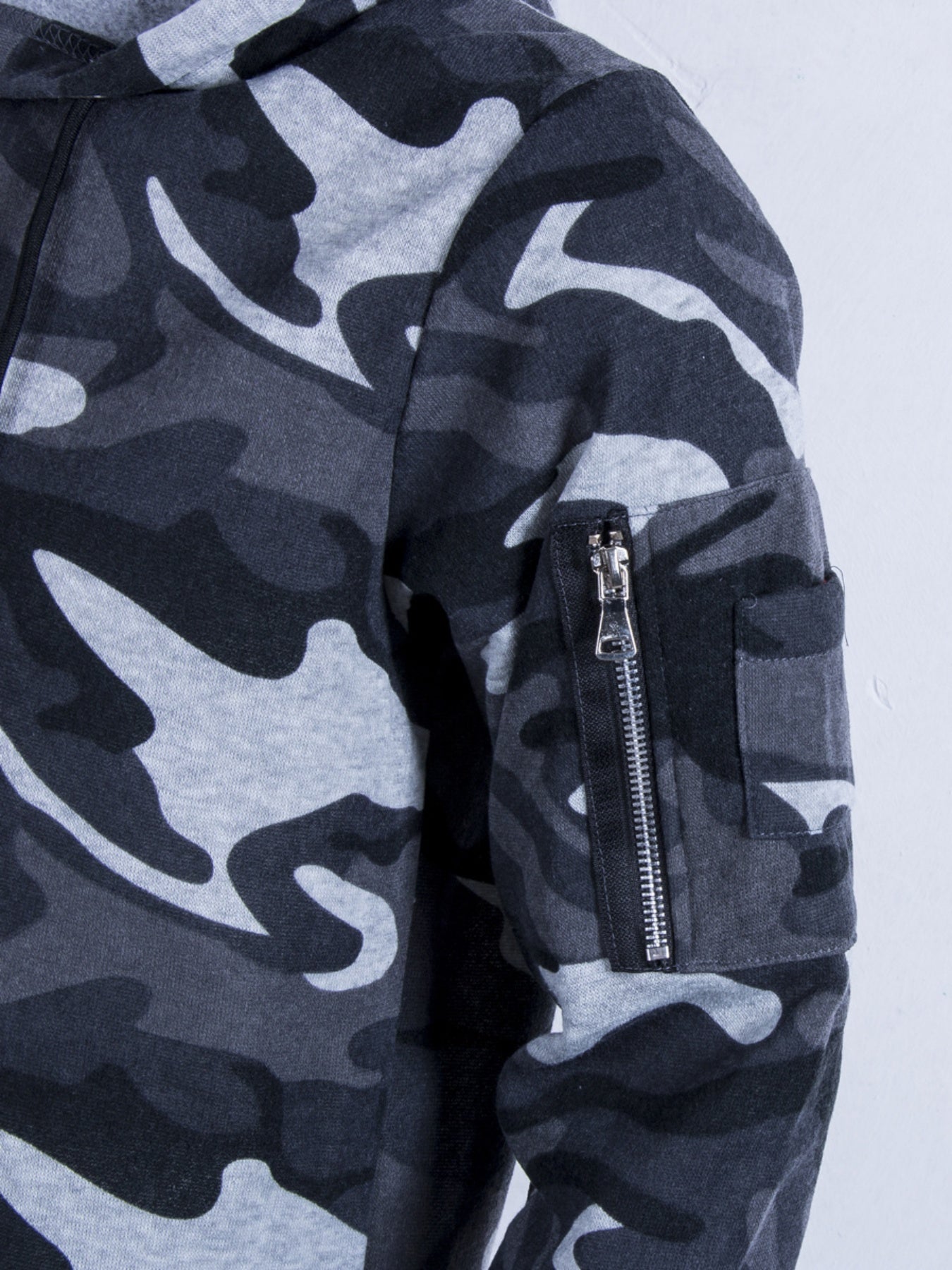 Men's Camouflage Hooded Sweater | Green or Grey | Camo Colors