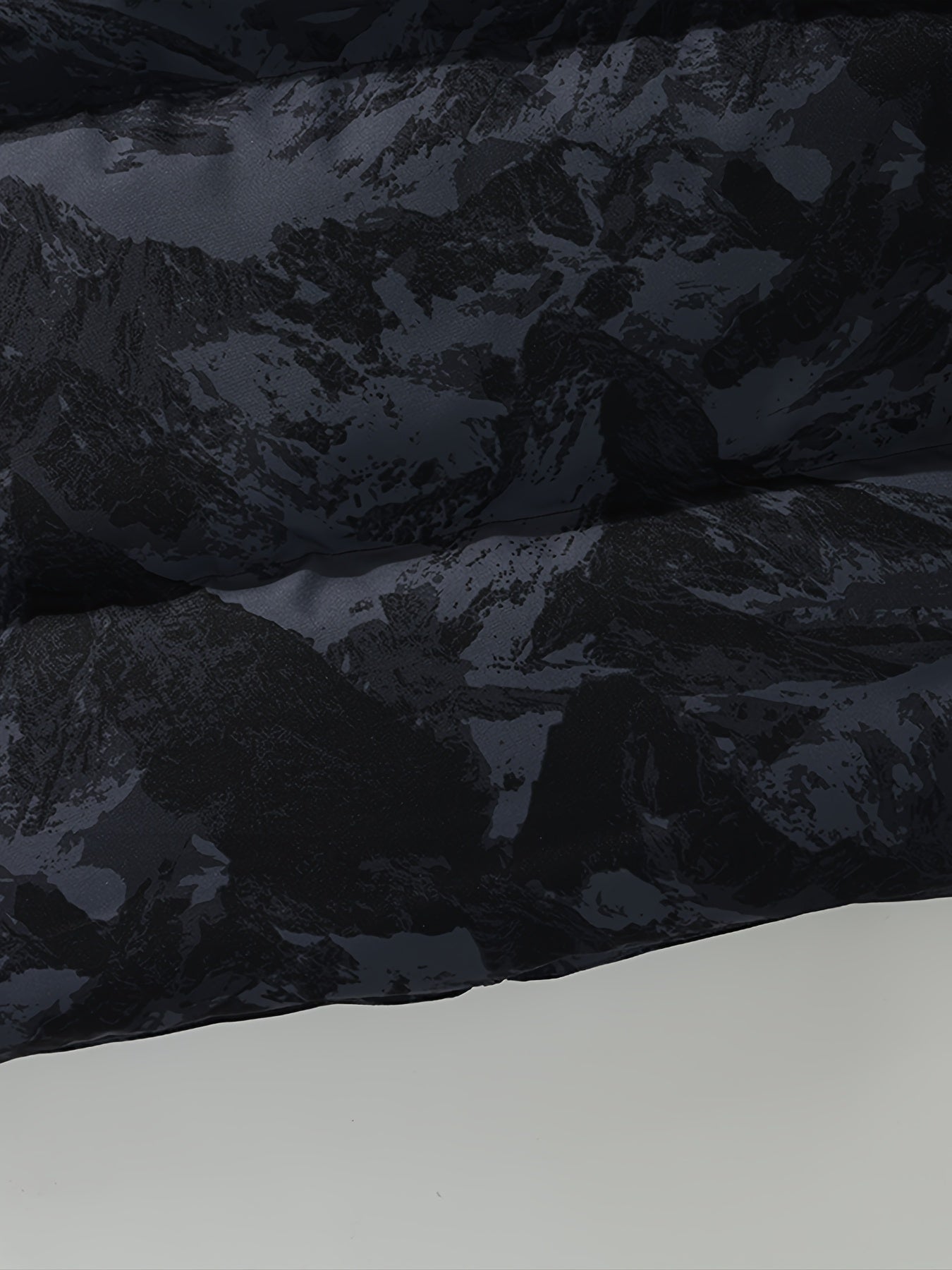 Men's Camo Hooded Puffer Jacket with Zip-Up Front Camo Colors