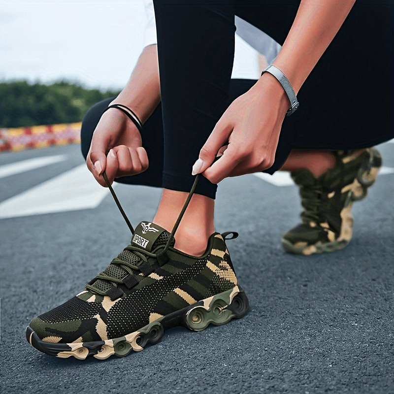 Women's Camouflage Graphic Low-Top Sports Shoes Camo Colors