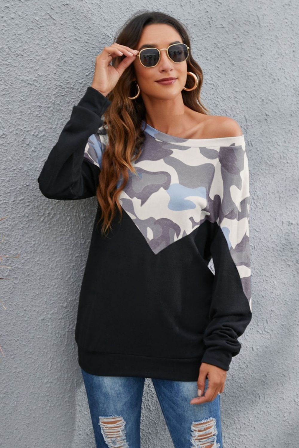 Camouflage Round Neck Long Sleeve Sweatshirt Camo Colors